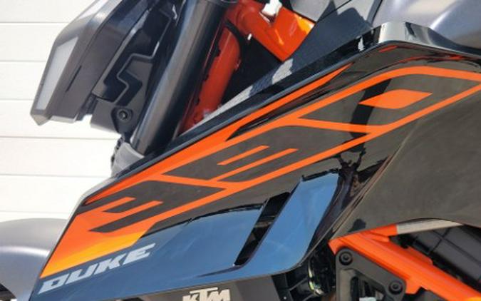 2026 KTM 390 Duke