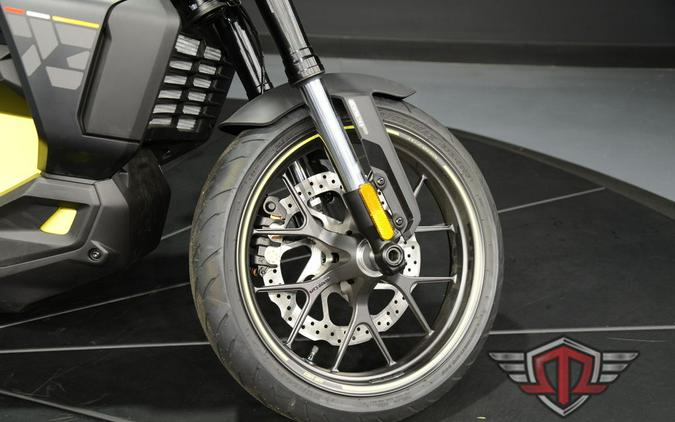 2025 Can-Am Pulse® 73