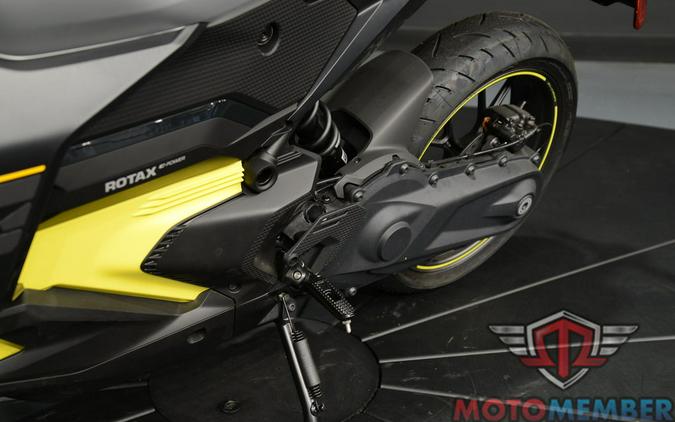 2025 Can-Am Pulse® 73