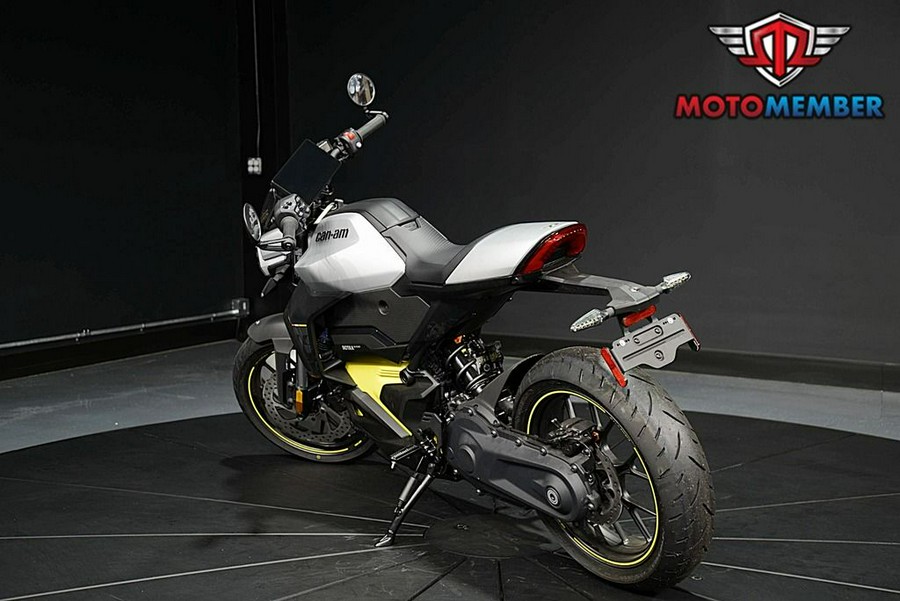 2025 Can-Am Pulse® 73