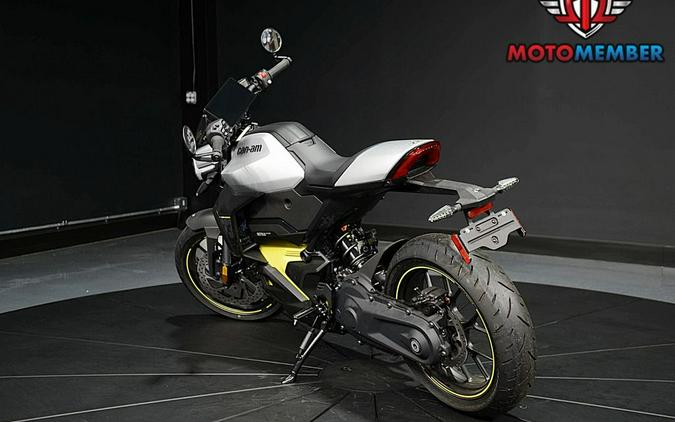 2025 Can-Am Pulse® 73