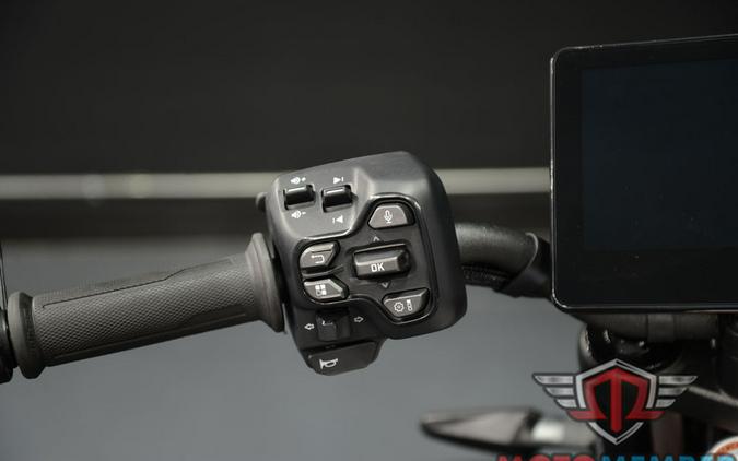 2025 Can-Am Pulse® 73