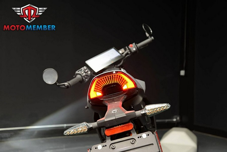 2025 Can-Am Pulse® 73