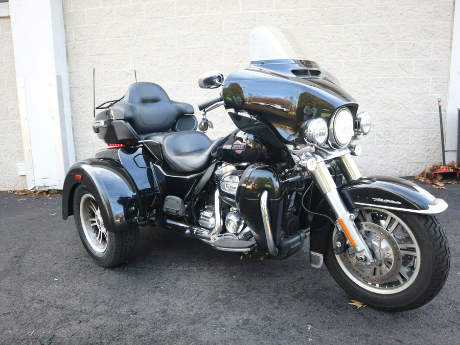 2022 Harley-Davidson Tri Glide Ultra FLHTCUTG