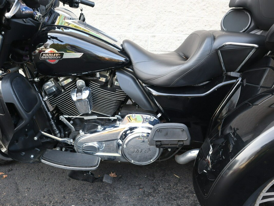 2022 Harley-Davidson Tri Glide Ultra FLHTCUTG