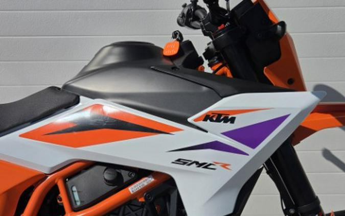 2026 KTM 390 SMC R