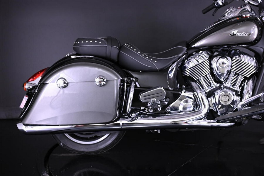 2024 Indian Motorcycle® Springfield® Black Metallic/Titanium Metallic