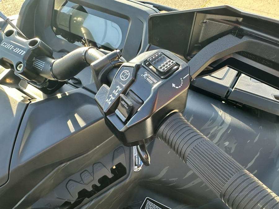 2026 Can-Am Outlander Backcountry 1000R