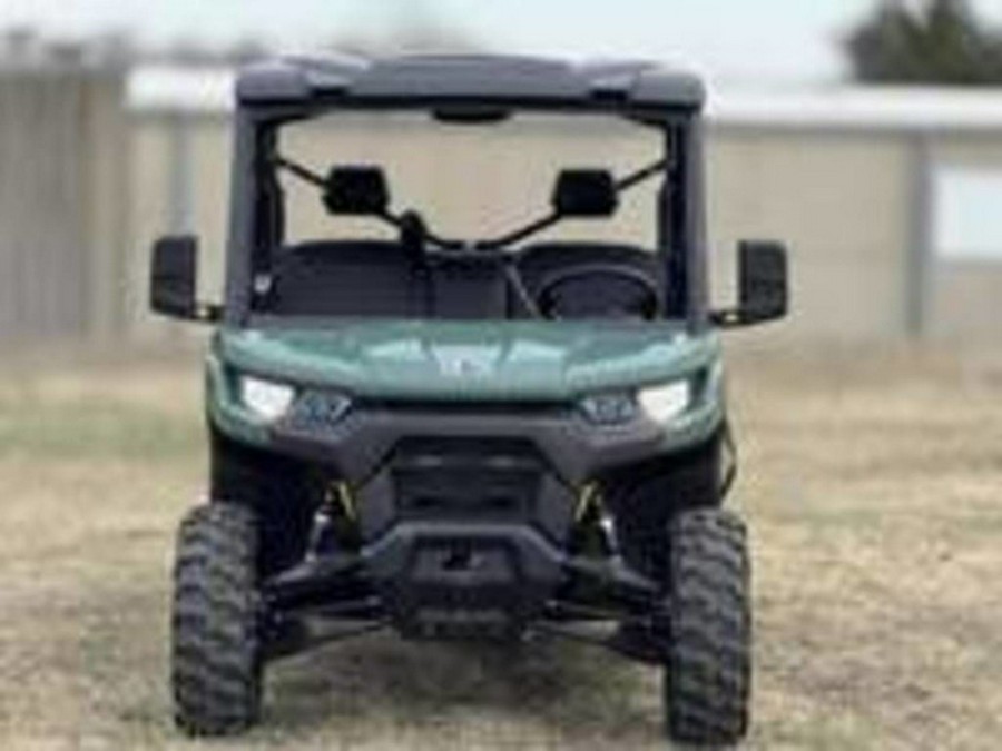 2026 Can-Am Defender MAX HD7
