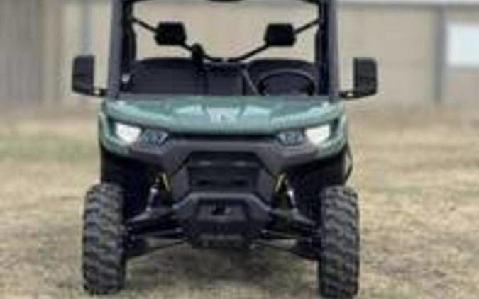 2026 Can-Am Defender MAX HD7