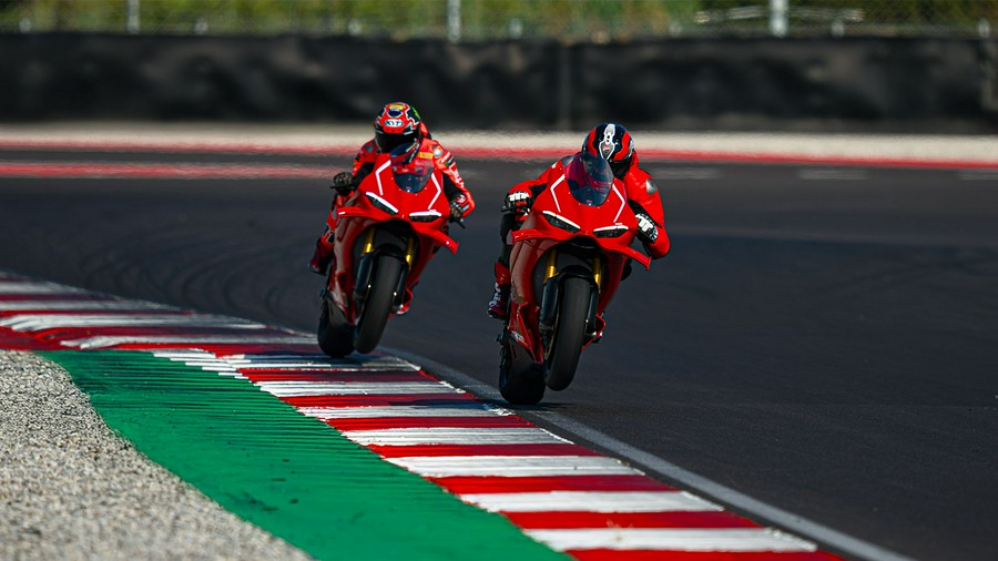 2027 Ducati Panigale V4 R
