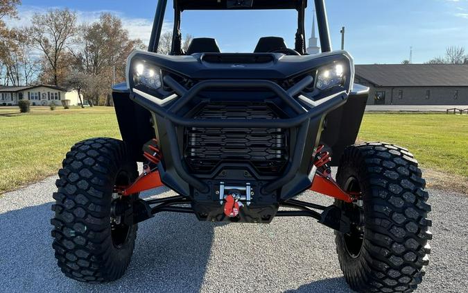 2024 Can-Am® Commander XT-P 1000R