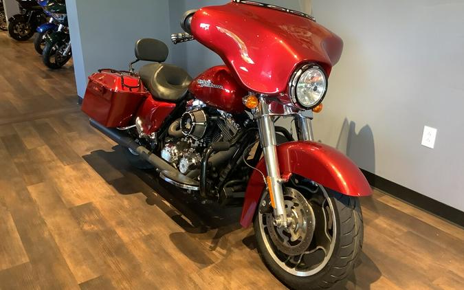 Harley-Davidson Street Glide 2013 FLHX U788-13 Ember Red Sunglo