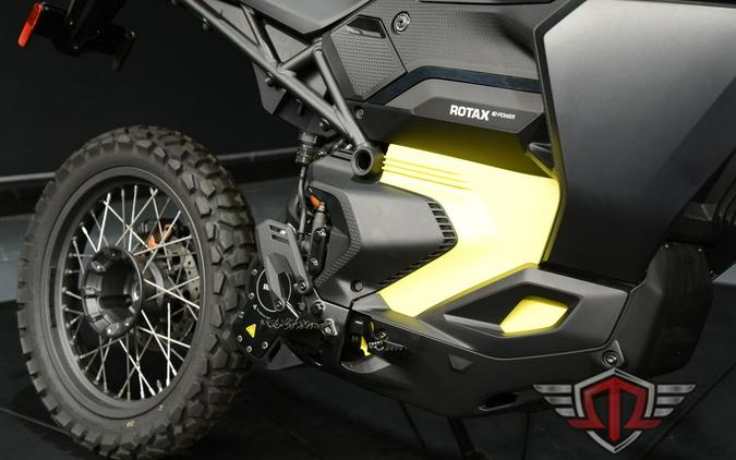 2025 Can-Am Origin® Base