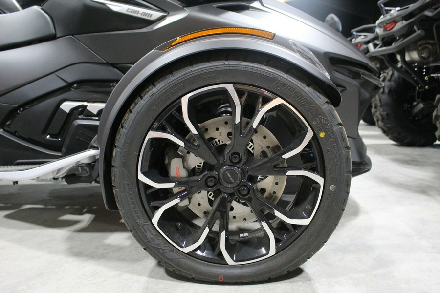2025 Can-Am RD SPYDER RT LIMITED