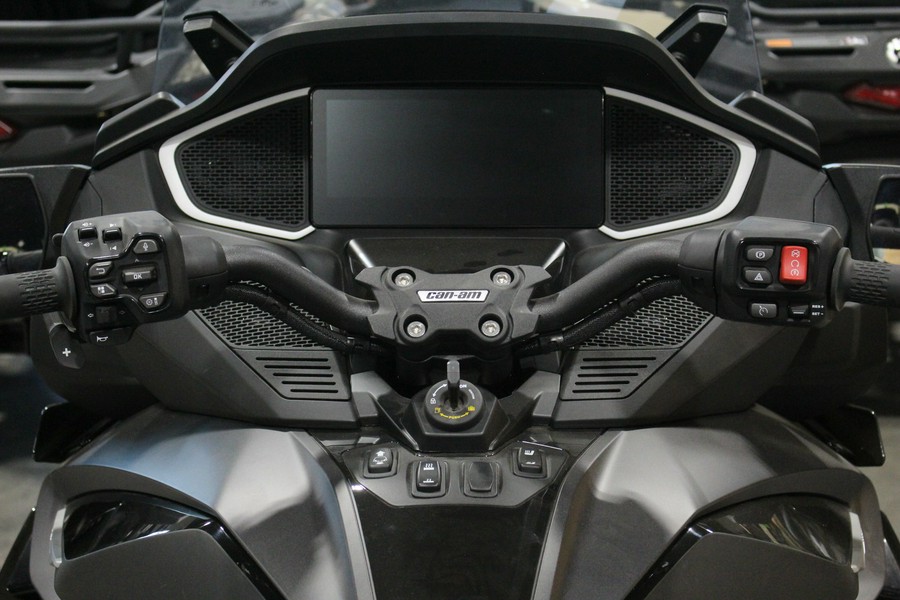 2025 Can-Am RD SPYDER RT LIMITED