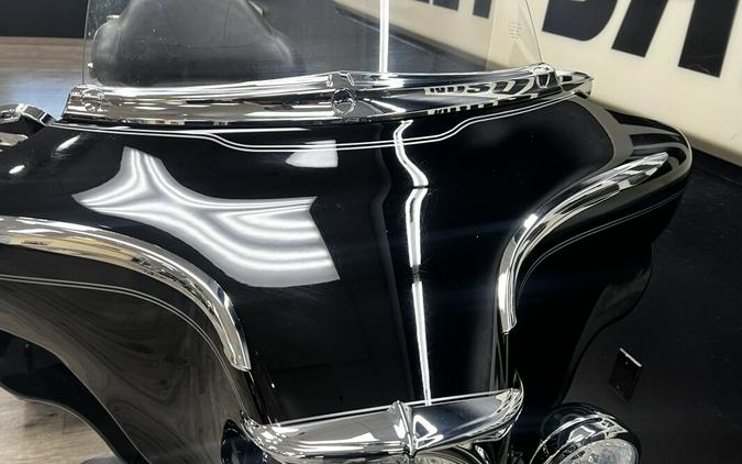 2010 Harley-Davidson® Tri Glide® Ultra Classic® Vivid Black