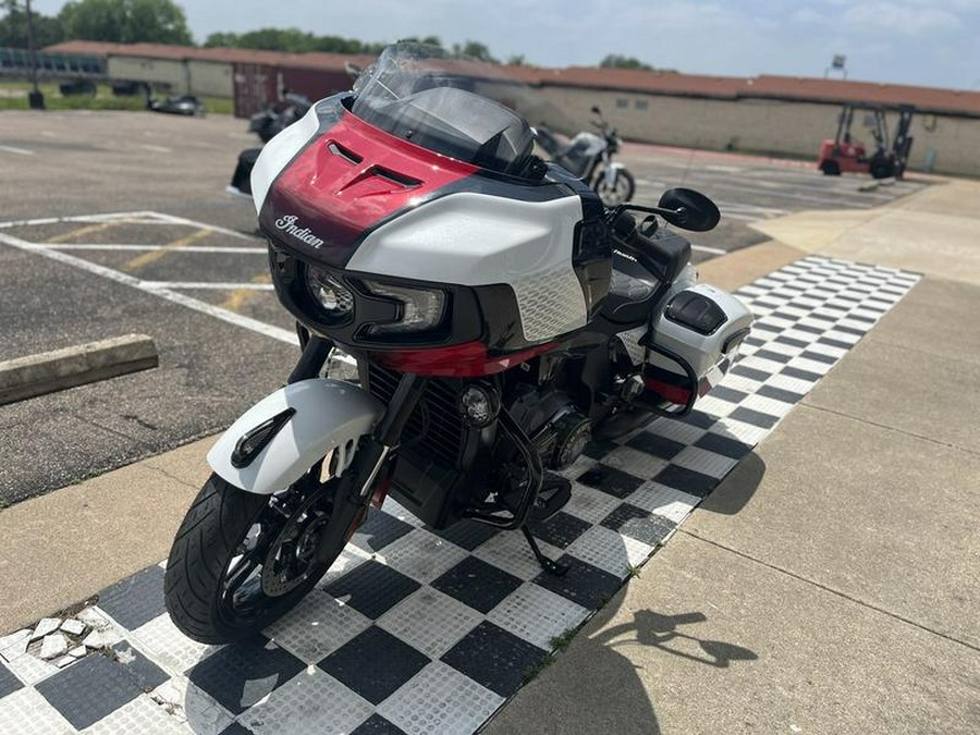 2025 Indian Motorcycle® Challenger® Elite White Crystal