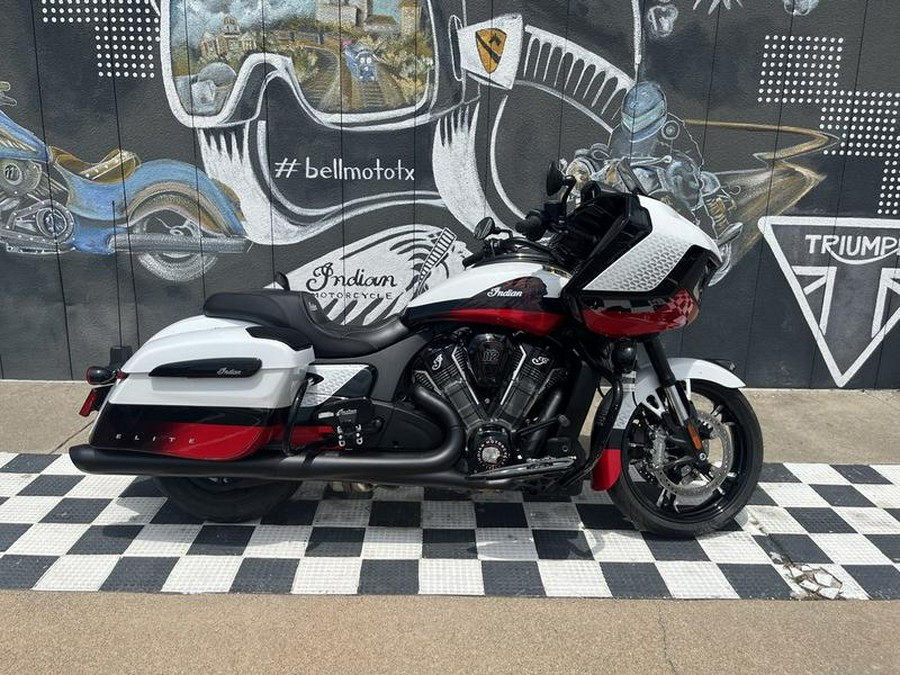 2025 Indian Motorcycle® Challenger® Elite White Crystal