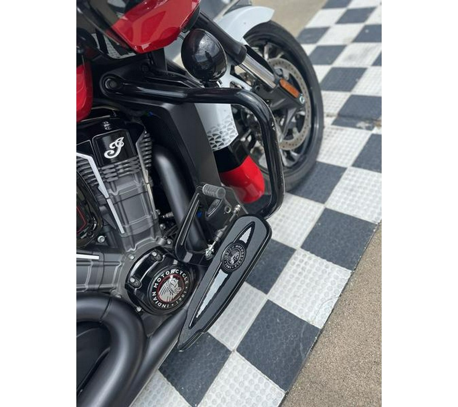 2025 Indian Motorcycle® Challenger® Elite White Crystal