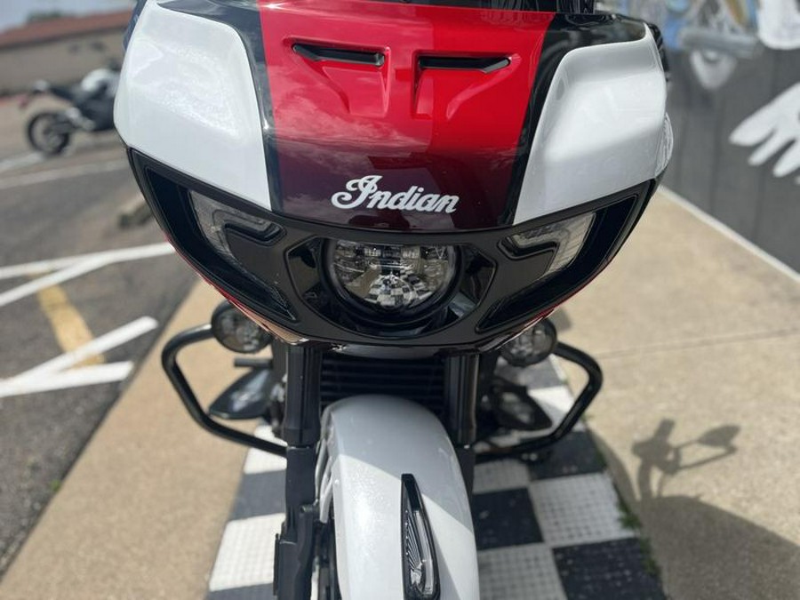 2025 Indian Motorcycle® Challenger® Elite White Crystal