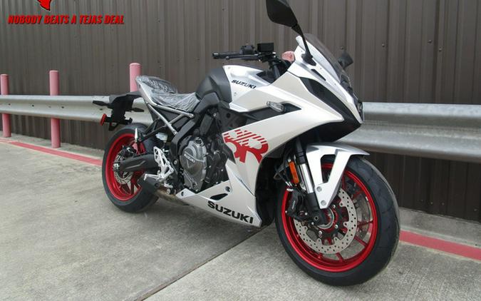 2024 Suzuki GSX-8R 8R