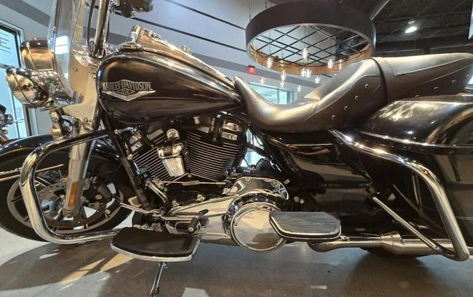 2017 Harley-Davidson® FLHR - Road King®