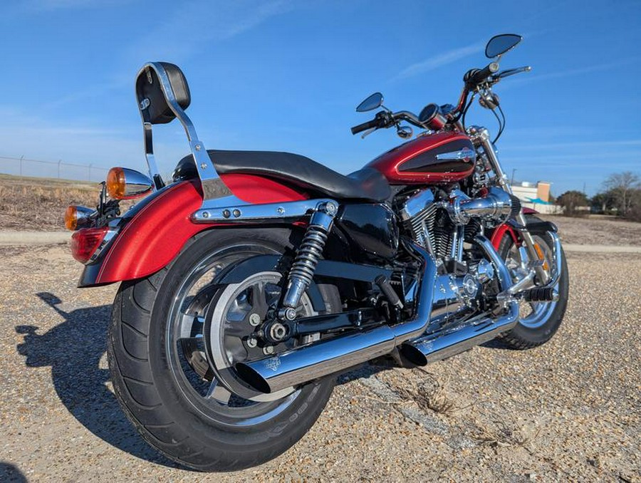 2012 Harley-Davidson® XL1200C - Sportster® 1200 Custom
