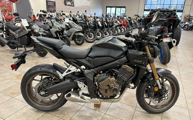 2026 Honda CB650R E-CLUTCH