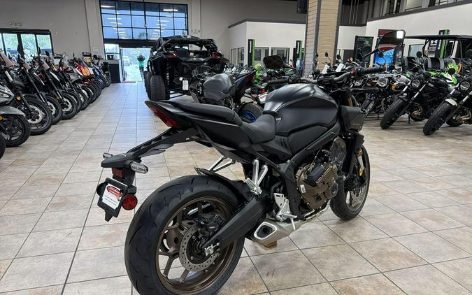 2026 Honda CB650R E-CLUTCH