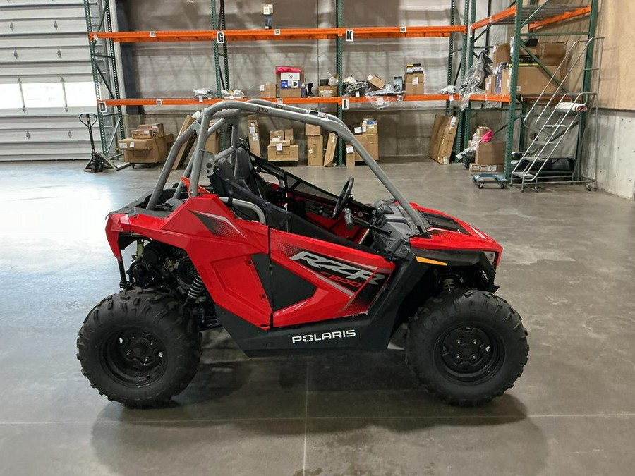 2026 Polaris RZR 200 EFI