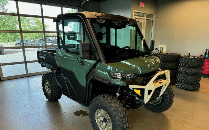 2024 Can-Am Defender DPS CAB HD9