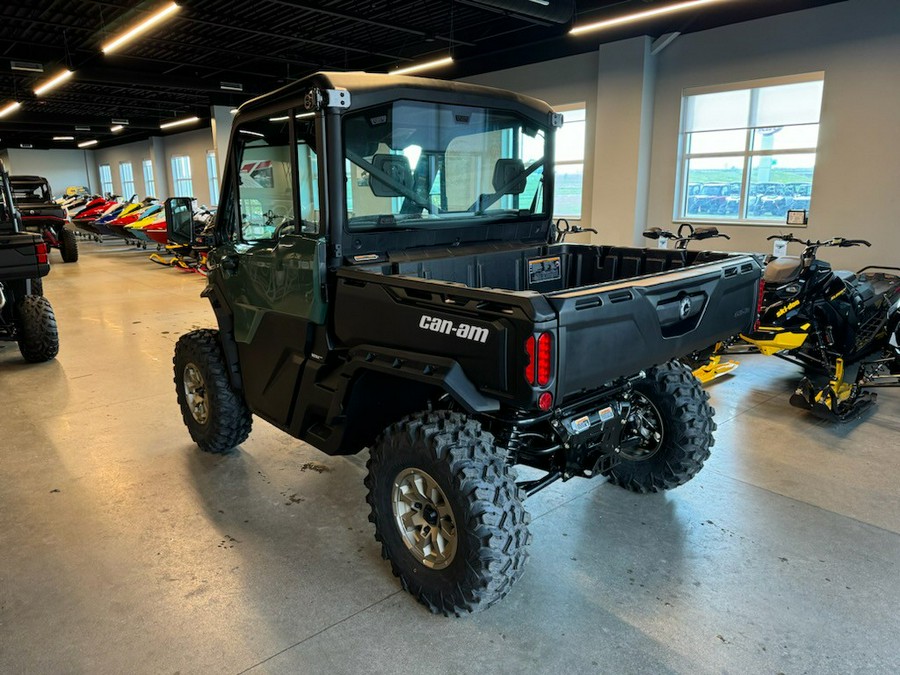 2024 Can-Am Defender DPS CAB HD9