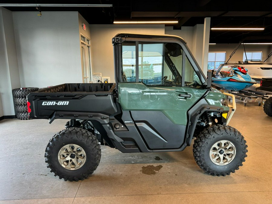 2024 Can-Am Defender DPS CAB HD9