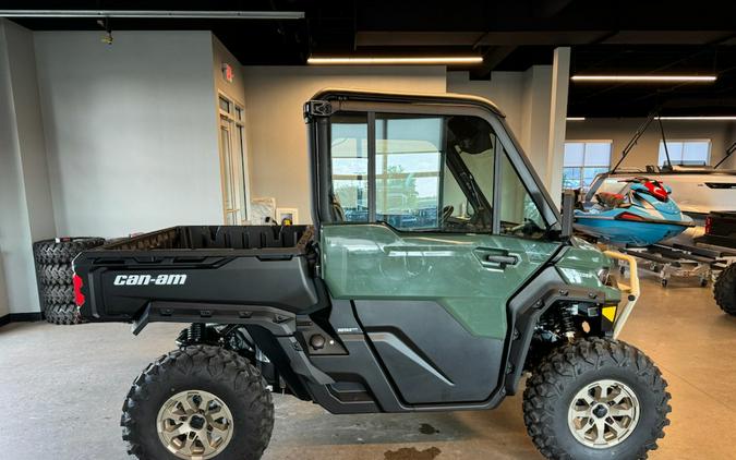 2024 Can-Am Defender DPS CAB HD9