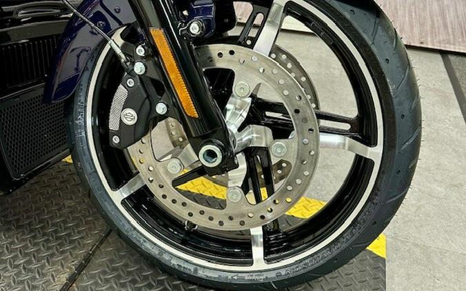 2025 FLTRX Road Glide™