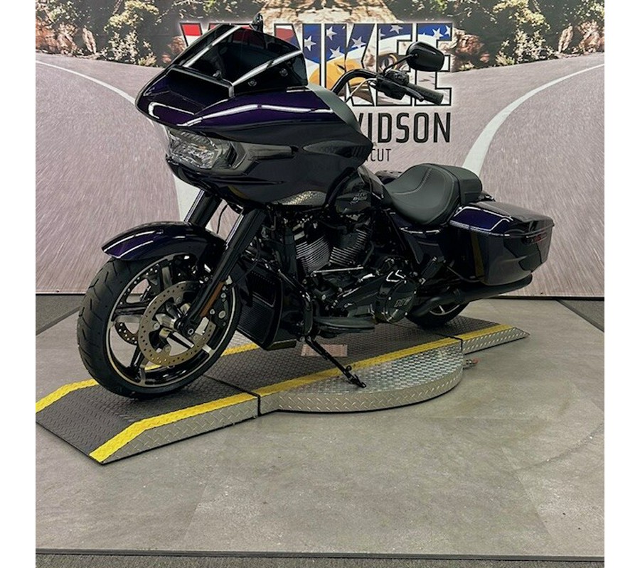 2025 FLTRX Road Glide™