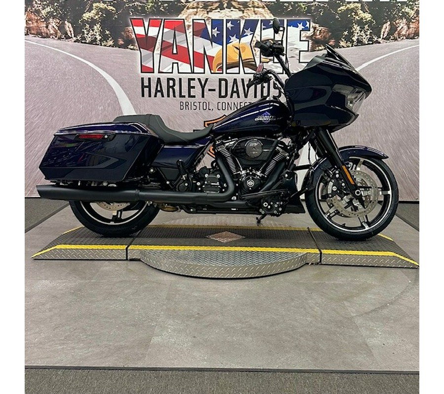 2025 FLTRX Road Glide™