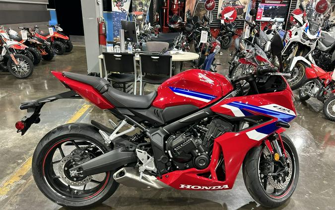 2026 Honda CBR650R E-CLUTCH