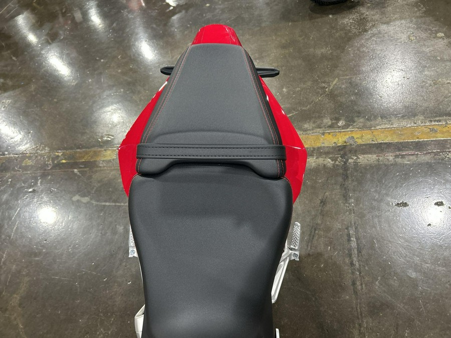 2026 Honda CBR650R E-CLUTCH