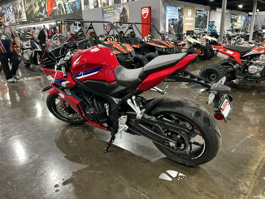 2026 Honda CBR650R E-CLUTCH