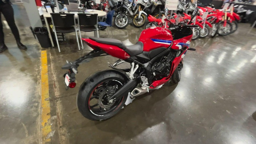 2026 Honda CBR650R E-CLUTCH