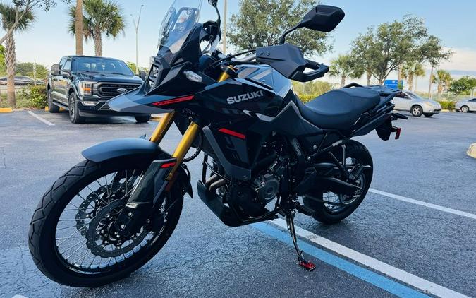 2025 Suzuki V-STROM 800DE
