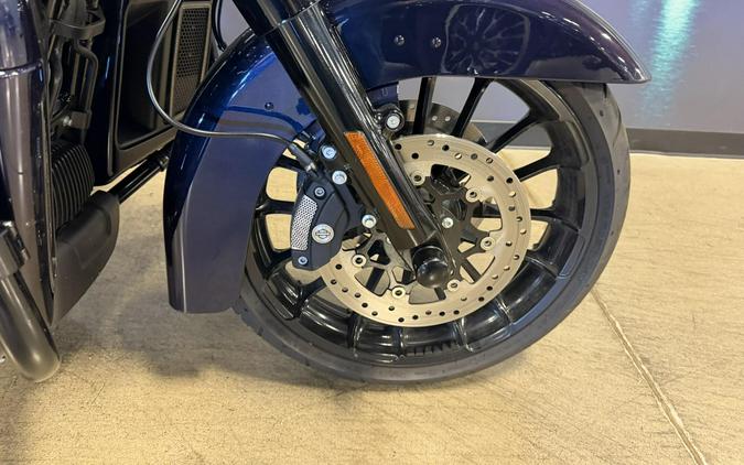 2025 Harley-Davidson Tri Glide Ultra FLHTCUTG