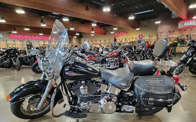 2005 Harley-Davidson® FLSTC - Heritage Softail® Classic