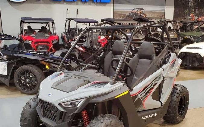 2024 Polaris RZR 200 EFI