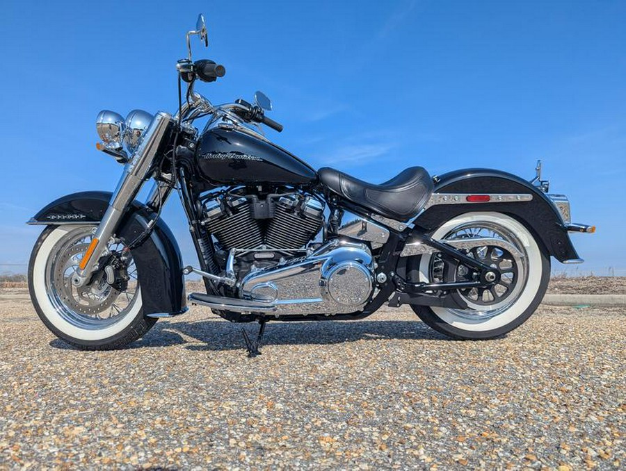 2019 Harley-Davidson® FLDE - Softail® Deluxe