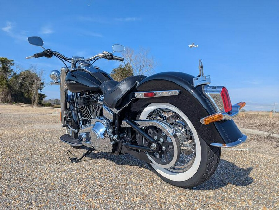 2019 Harley-Davidson® FLDE - Softail® Deluxe