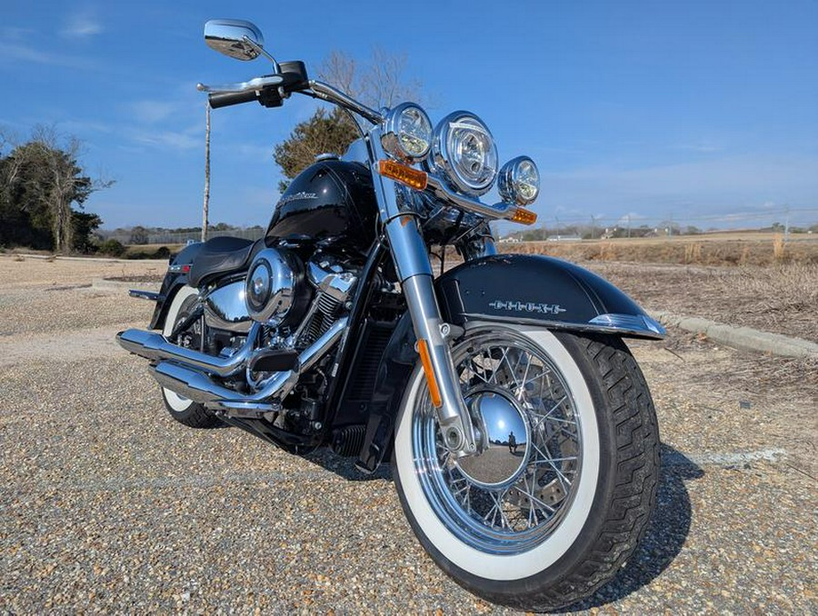2019 Harley-Davidson® FLDE - Softail® Deluxe