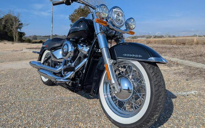 2019 Harley-Davidson® FLDE - Softail® Deluxe